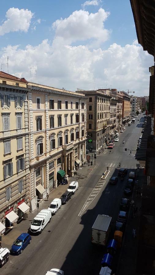 Domus Ferraro Otel Roma Dış mekan fotoğraf